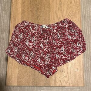 Floral flowy shorts w pockets